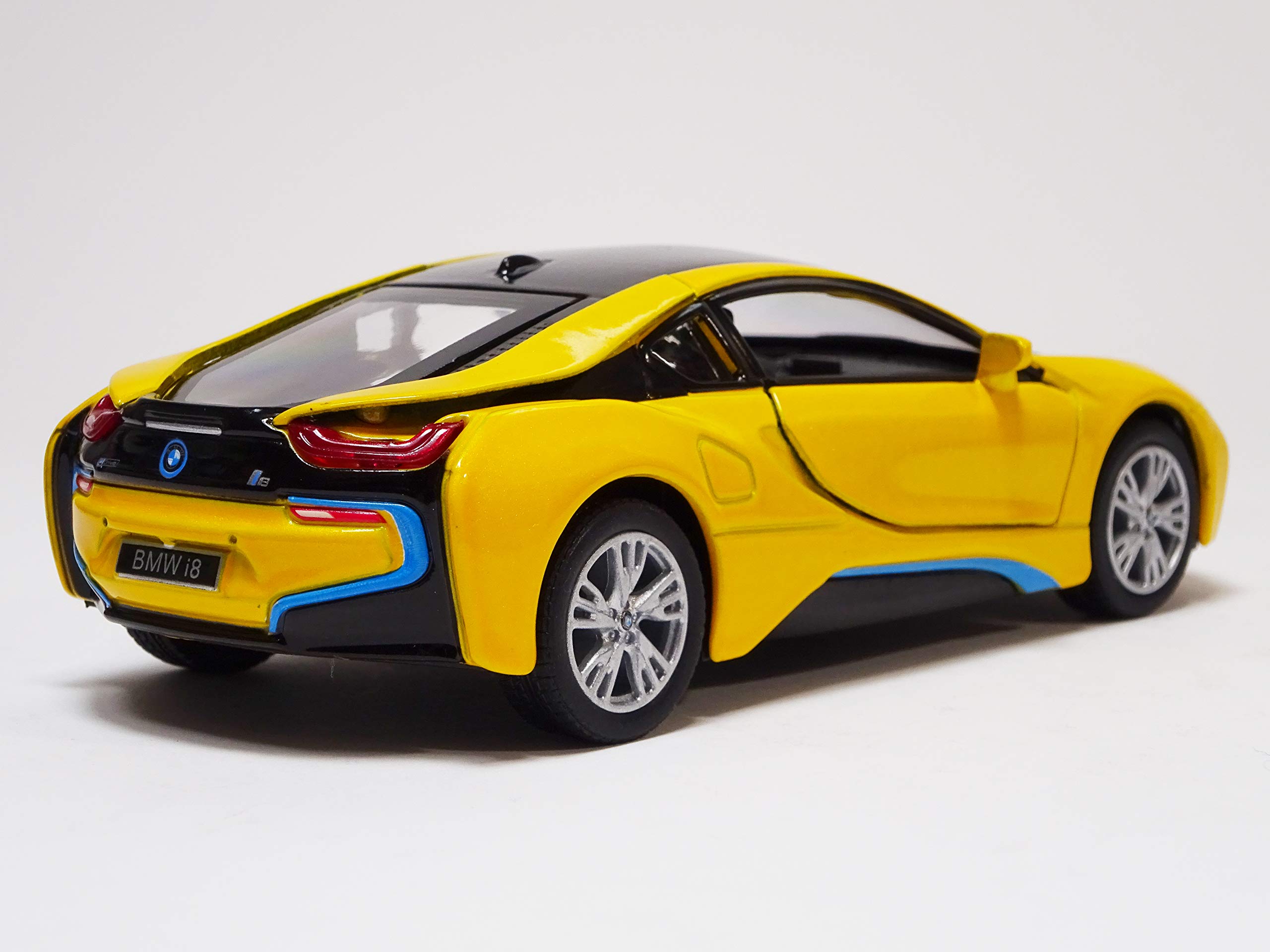 Amazon | キンスマート BMW i8 イエロー 1/36 ミニカー KT5379A